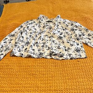 Lulu's Black and Cream Floral Blouse